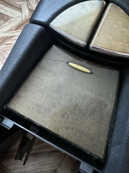 Подлокотник w211 Мерседес