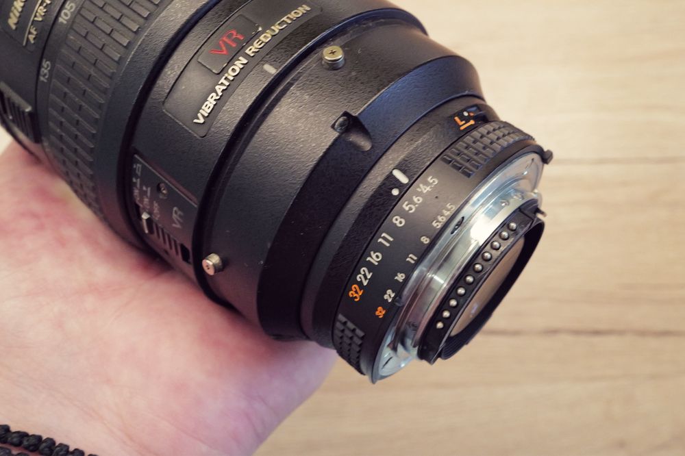 Obiectiv Nikon AF Nikkor 80-400mm f/4.5-5.6D ED VR Zoom