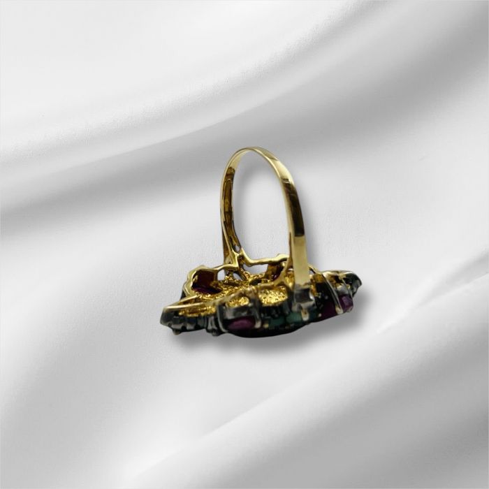 Уникален винтидж пръстен със златен ринг и сребро