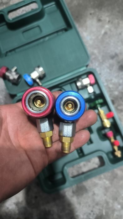 Avto ac R744 UN1013 zaprafka