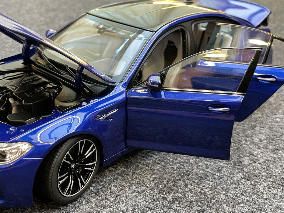 BMW M5 F90 Norev 1/18