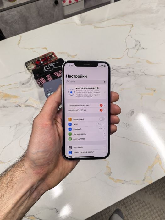 Продам iPhone 12 на 256 gb в идеале