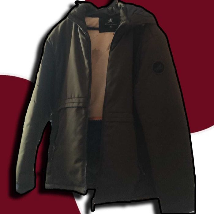 Продам зимние куртки