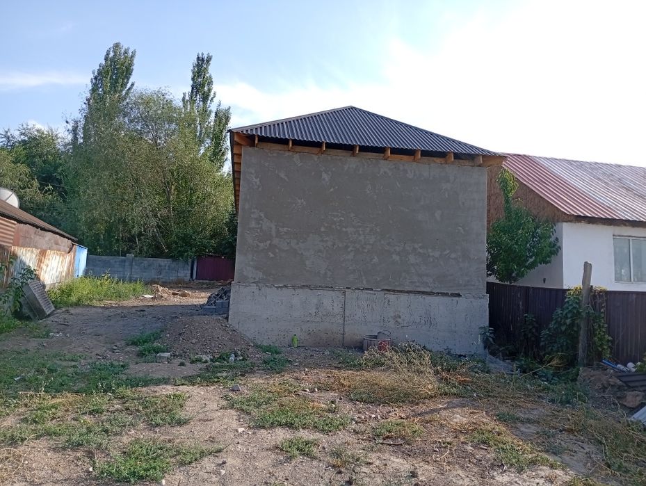 Продам дом не законченном виде