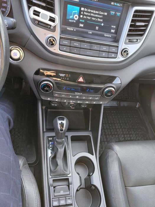 HYUNDAI TUCSON, capacitate 1995, motorină, produsă în 2016.