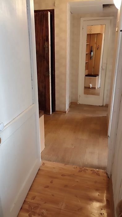 Продается 2 комнатная квартира