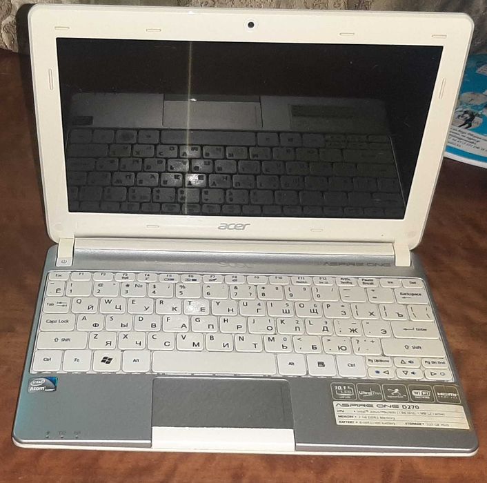 Нетбук Acer One D270 с коробкой