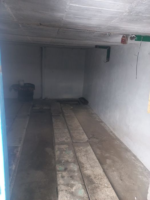 Продам гараж район хлебзавод