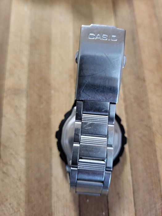 Часовник Касио Casio
