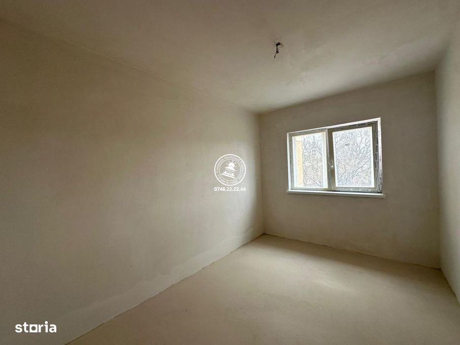 Vanzare apartament 3 camere Centru