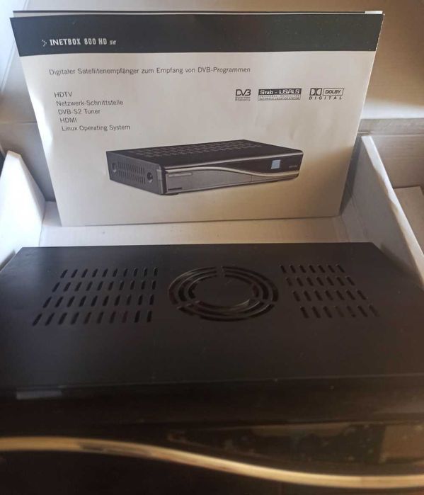 Сателитен приемник MAX 800 HD SE SIM FERRARI