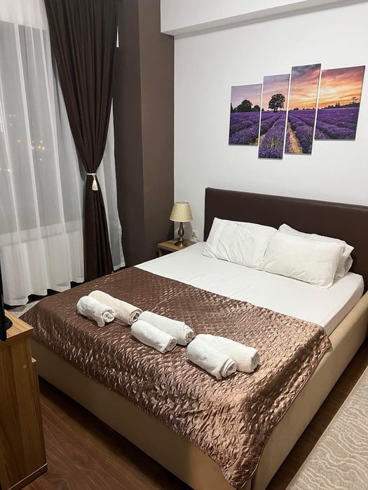 Închiriez apartament Summerland 2 camere  (Perioada 25 sep - 1 mai)