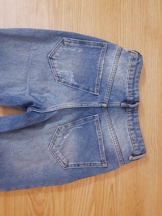 Blugi Pull & Bear marimea 32