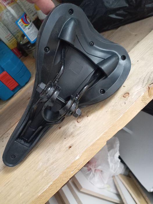 Новый сиденья для велика