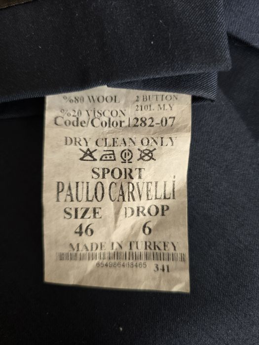 Продам новый костюм