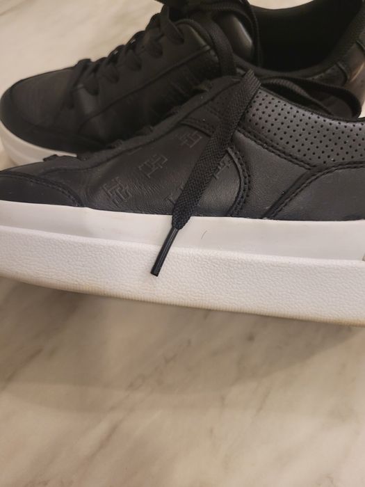 сникърси Tommy Hilfiger