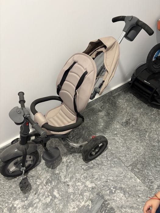 Tricicleta pentru copii