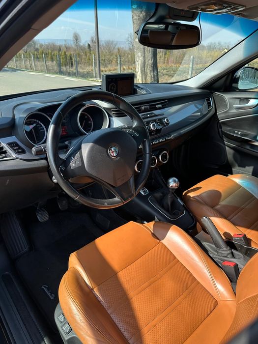 Alfa Romeo Giulietta 2011 2.0 JTDM 140 cai Euro 5 motor cu 70k km