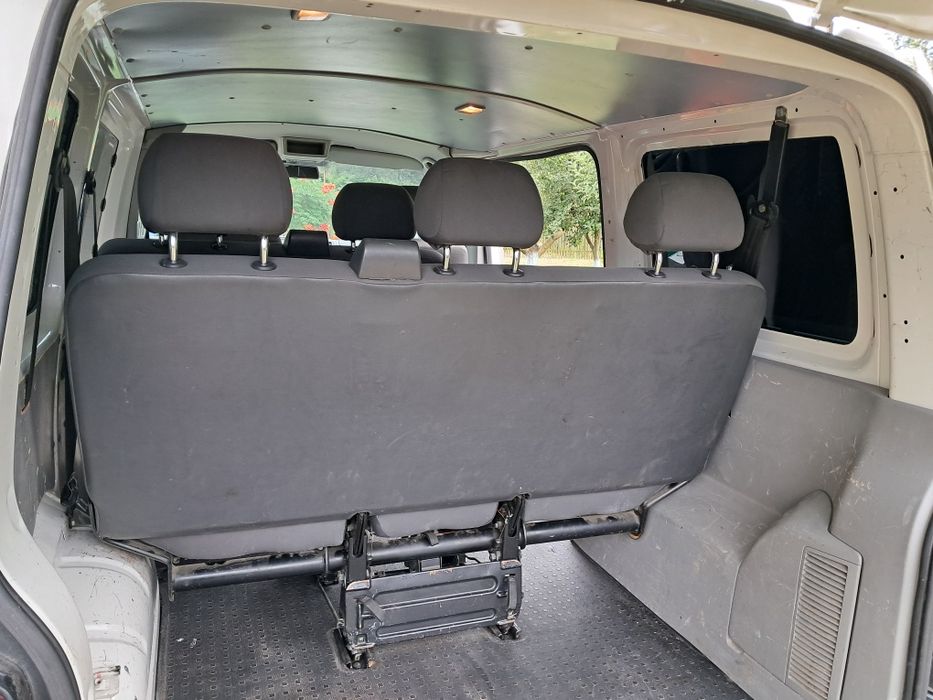 Vind autoturism vw T5 140cp 8locuri