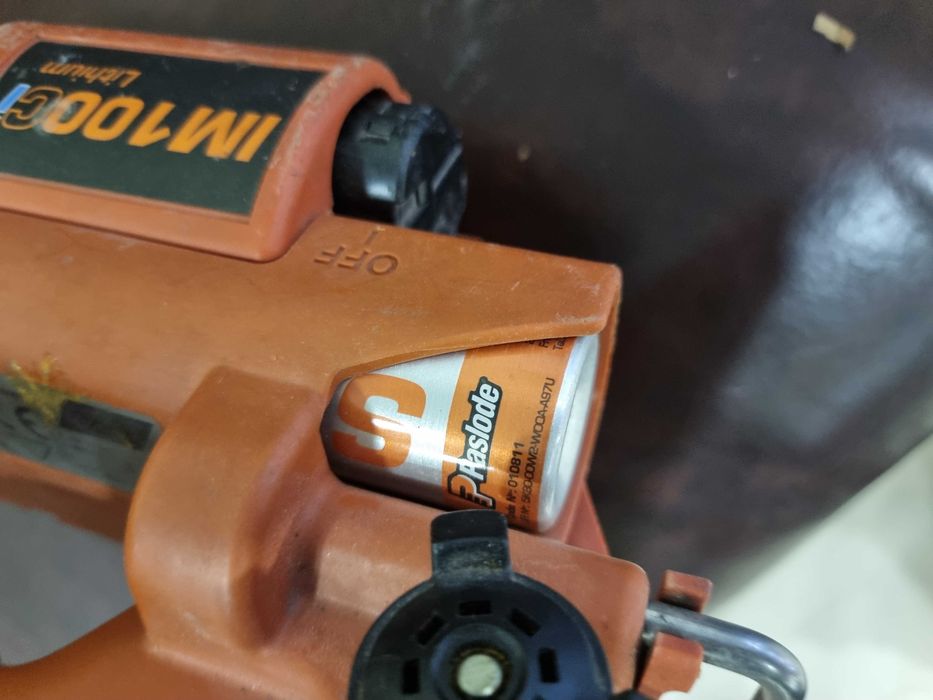 Пистолет за пирони PASLODE IM100I