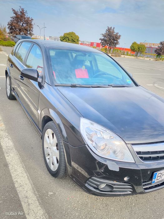 Opel Signum 1.9 CDTI 150 CP