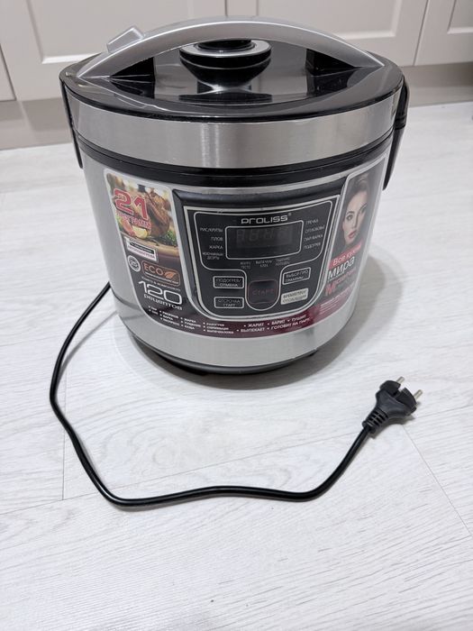 Продам мультиварку пароварку