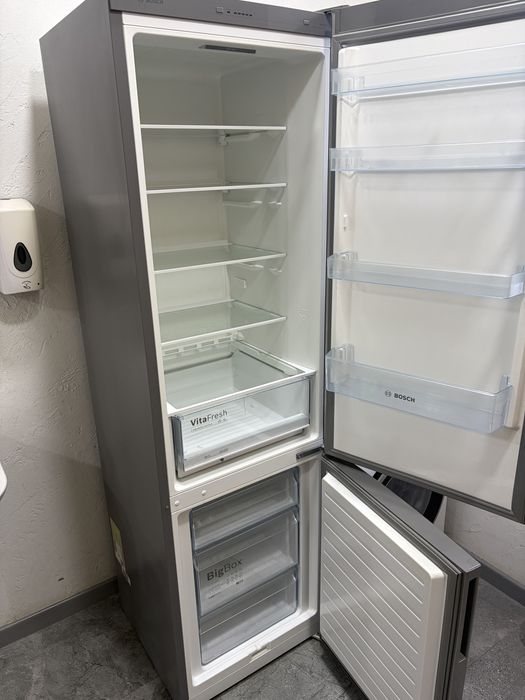 Холодильник Bosch