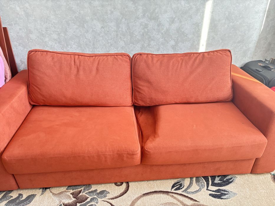 Продам диван в хорошем состояний