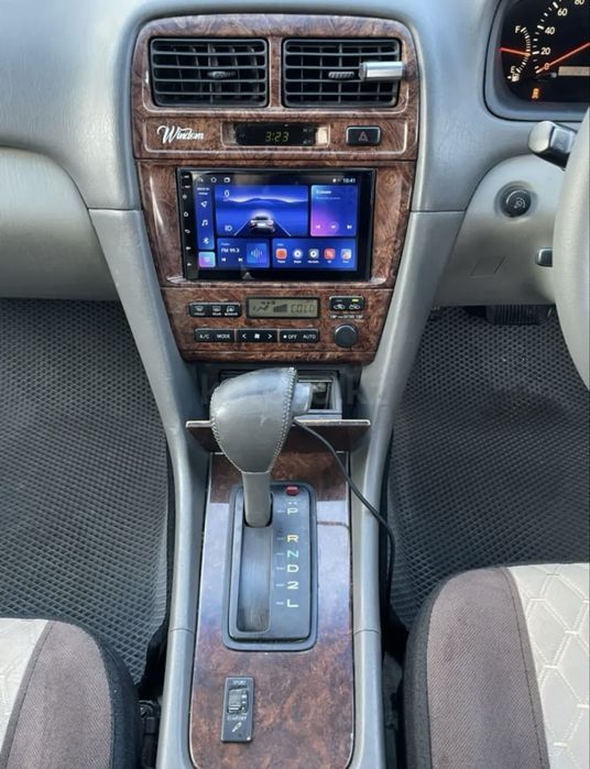 тойота виндом 1999