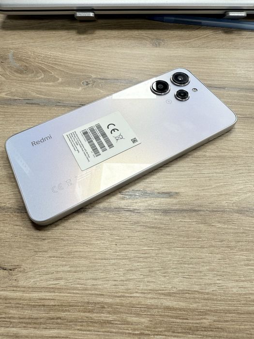 Смартфон Redmi 12