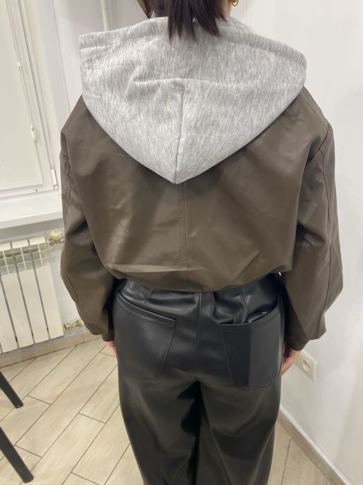 Продам классную молодежную куртку