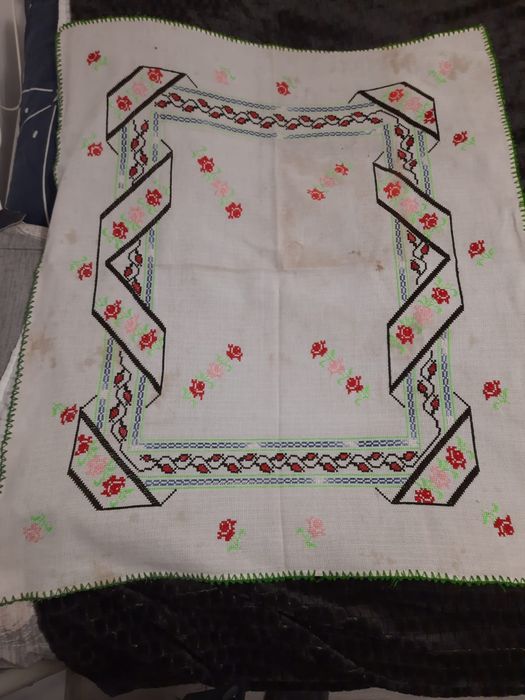 Fete de masa cusute manual