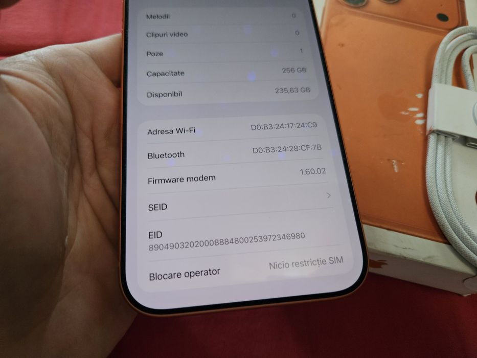 -Iphone 17Pro Max Nou 256Gb 12Ram Nefolosit Orange Bat: 100% 16 cicluri incarcare cutia completa poze reale