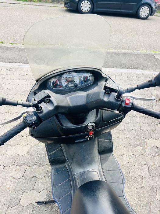 Suzuki Burgmann 2009