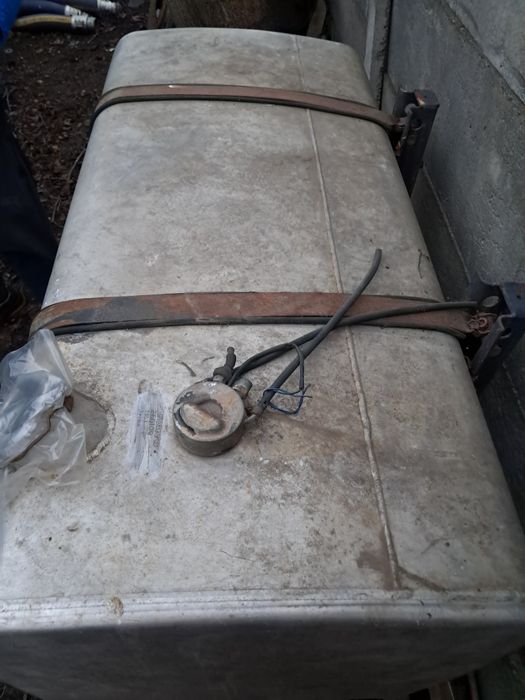 Rezervor motorina 600 litrii