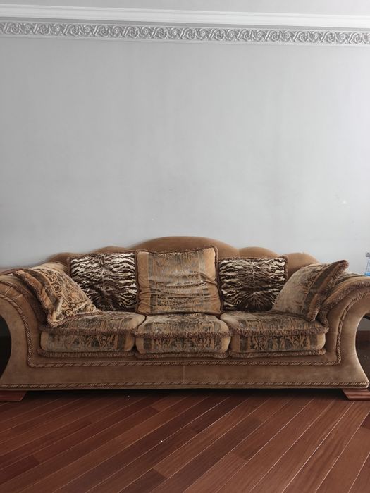 Комплект диванов и кресло