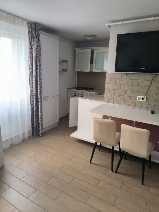 Inchiriere garsoniera  Gorjului bloc nou
