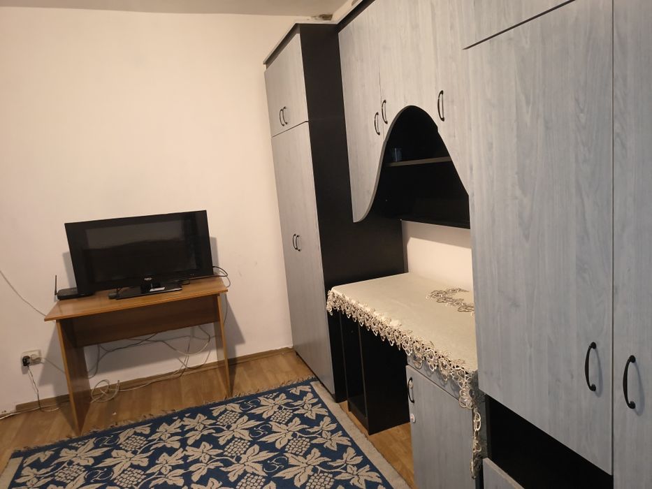 Inchiriez Garsoniera