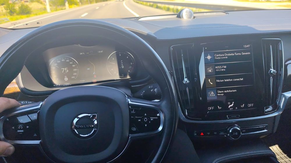 Vând Volvo D90, D4 , recent adusa Germania și înscrisă în România, dețin fiscal , toate schimburile făcute , detin factura!