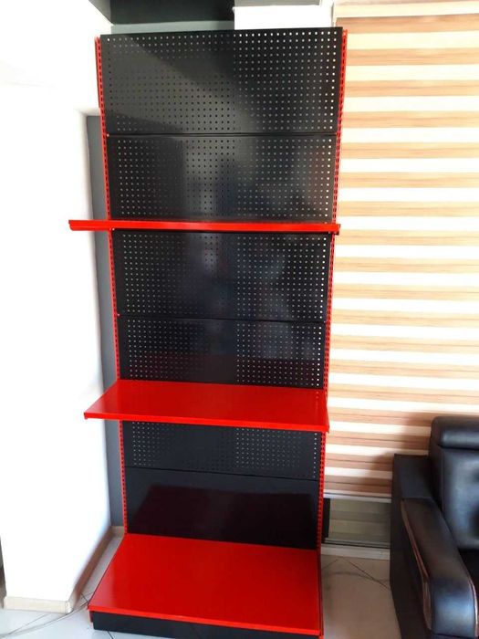 Металлические торговые стеллажи
