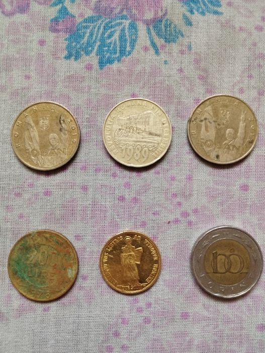 Monede vechi  preț negociabil