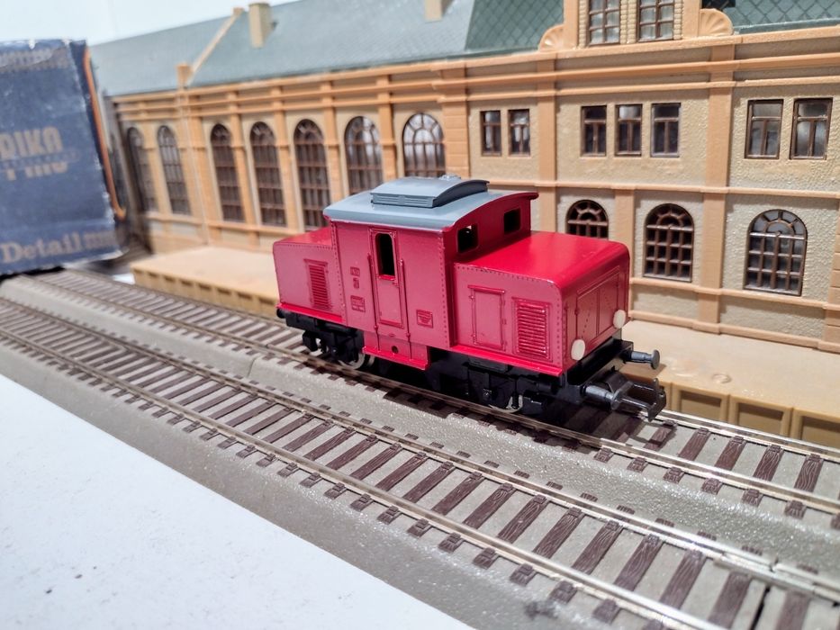 Locomotiva  trenulet electric Piko Junior HO