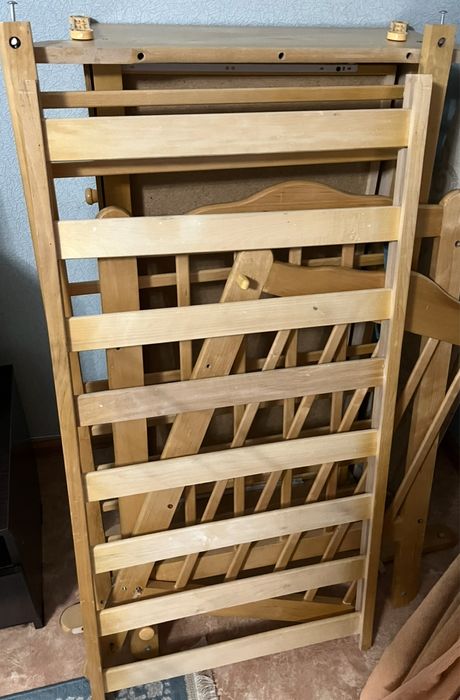 Продам детскую кровать