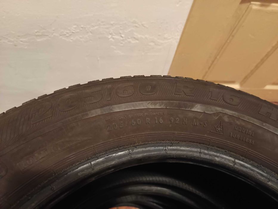 De vanzare jante și anvelope