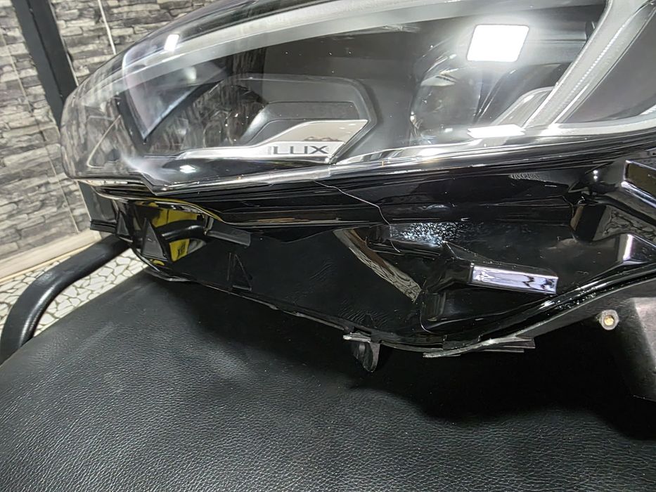 Far Stanga Ful led  Opel Insignia B