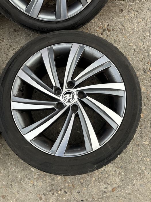 Jante Skoda Octavia Perseus / 225 45 18 Hankook vara ca noi