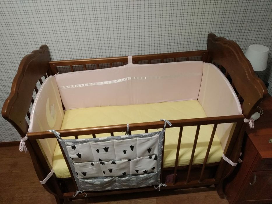 Продам кроватку+матрац+бортики