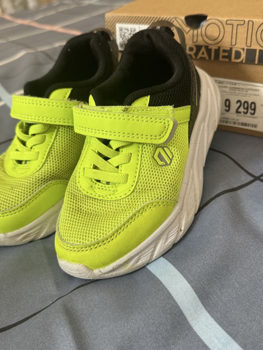 Кроссовки на мальчика