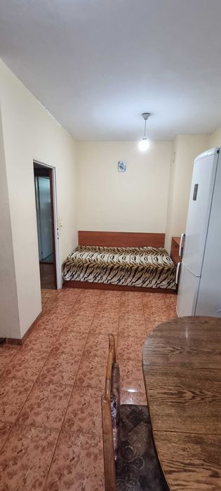Продава се Двустаен апартамент в Разград, Бели Лом - 75 кв.м за 1227 €/кв.м - Снимка #3