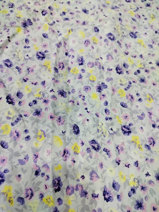 Продам простыни для детской кроватки